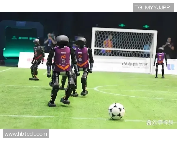 足球明星与足球机器人共舞绿茵场探讨未来足球的无限可能性 足球明星与足球机器人共舞绿茵场探讨未来足球的无限可能性