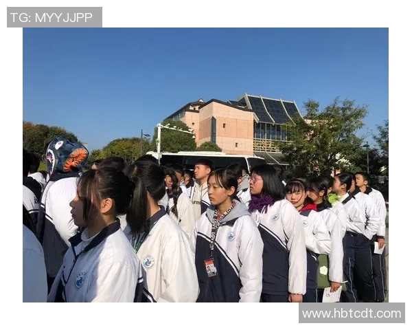 足球明星奥切尔的传奇之路与辉煌成就全解析 足球明星奥切尔的传奇之路与辉煌成就全解析