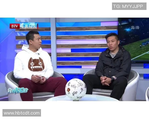 国内足球明星访谈记录揭秘他们的成长历程与职业生涯的心路历程